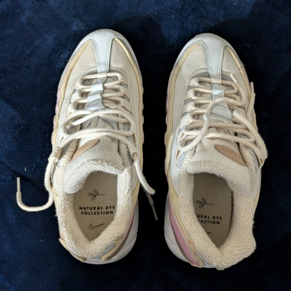 Nike Air Max 95 Plant Color Collection Women’s Size 7.5 Beige White CD7142-700 - Picture 2 of 6